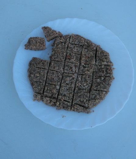 Almond toffee /doce de amêndoa, Belmonte, Luz de Tavira, Algarve, Portugal